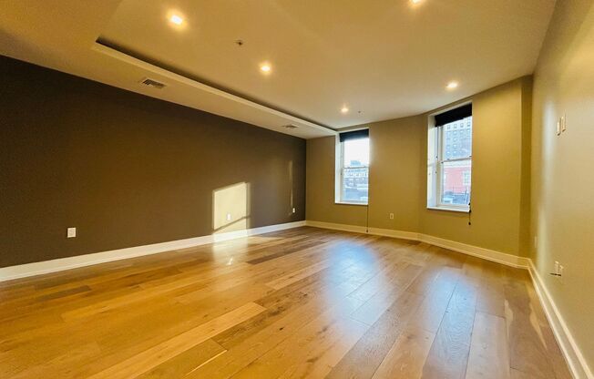 1 bed, 1 bath, 684 sqft, $2,100, Unit 506