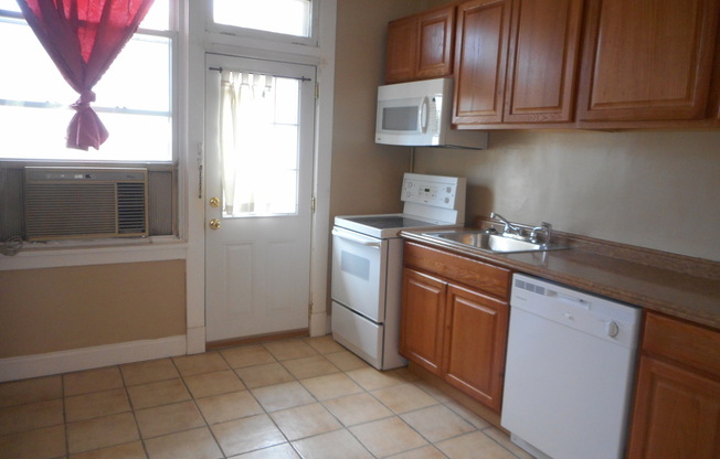 2025 JHU Off-campus 3bd/2ba Renovated Remington house w/ W/D! Available 7/15!