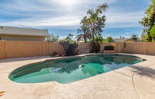 AMAZING 4 BED, 2 BATH SINGLE-LEVEL PROPERTY NESTLED ON A CUL-DE-SAC WITH POOL!