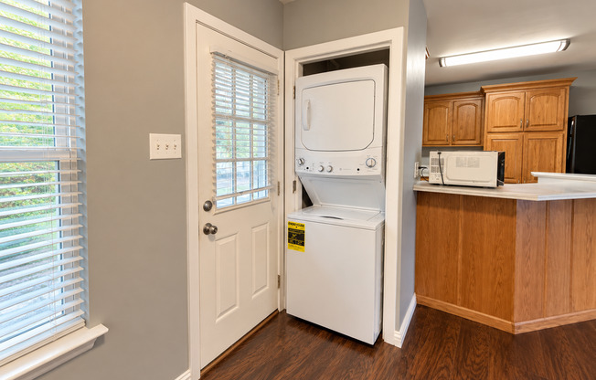 3 beds, 2 baths, $1,795