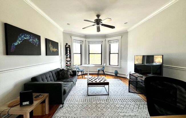 Renovated Top Floor 1-Bed on Park Drive | Prime Fenway Location!
