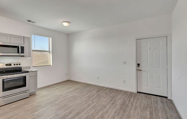 2 beds, 1.5 baths, 850 sqft, $1,249, Unit C5