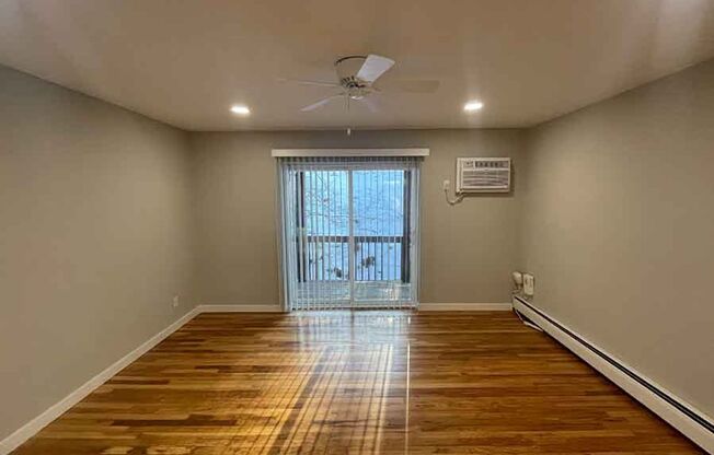 1 bed, 1 bath, 525 sqft, $895, Unit 3060-309