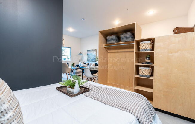 1 bed, 1 bath, 449 sqft, $745, Unit 118