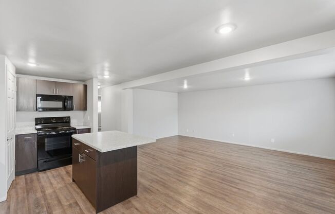 2 beds, 1 bath, 850 sqft, $1,150, Unit E-202
