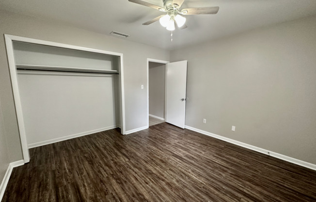 1 bed, 1 bath, 522 sqft, $800, Unit E