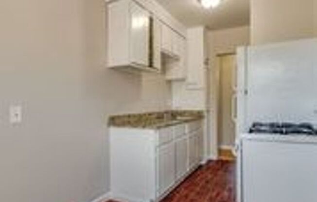 1 bed, 1 bath, 600 sqft, $1,345, Unit 734B MC