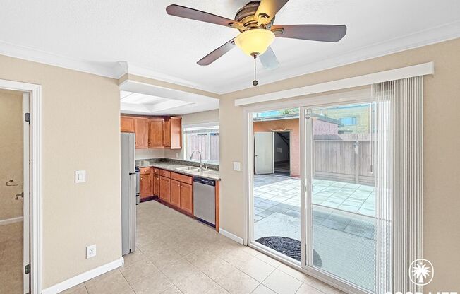 SD: 3BD/1.5BA Townhome in Escondido w/ Private Patio, Balcony & Community Pool!