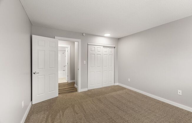 2 beds, 1 bath, 935 sqft, $1,525, Unit 105
