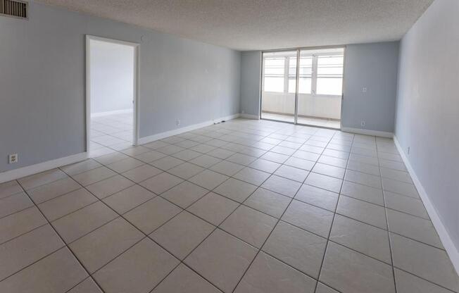 410 NW 68th Ave