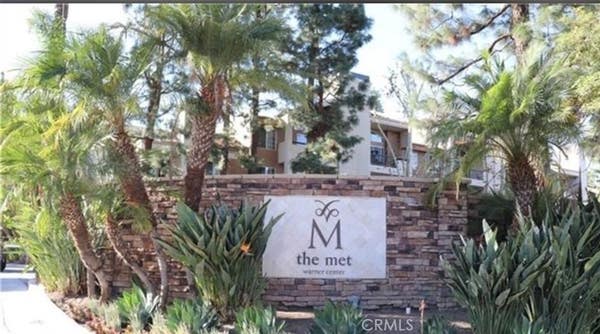 5500 OWENSMOUTH AVE