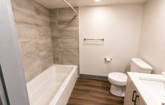 Studio, 1 bath, 317 sqft, $1,395, Unit 309