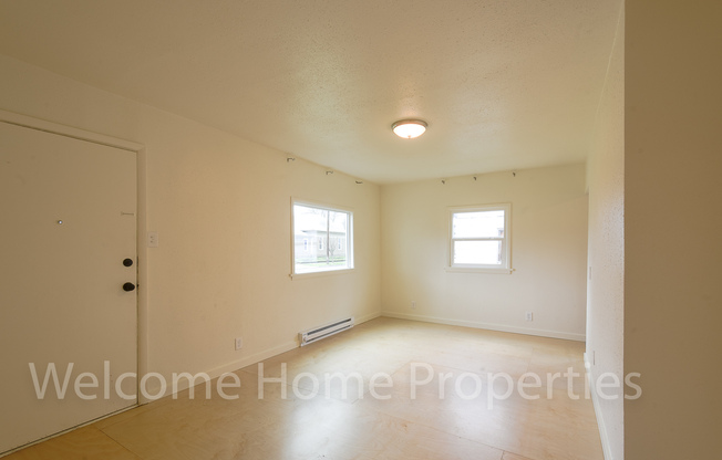 2 beds, 1 bath, $1,565