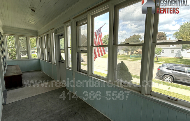 1007 13 AVE