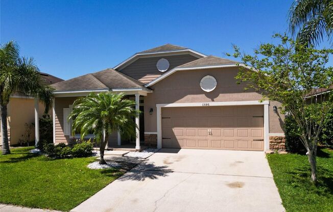 Single family house in Lake Nona, 5 Mins to Shopping!