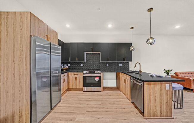 1 bed, 1 bath, 900 sqft, $2,000, Unit C11