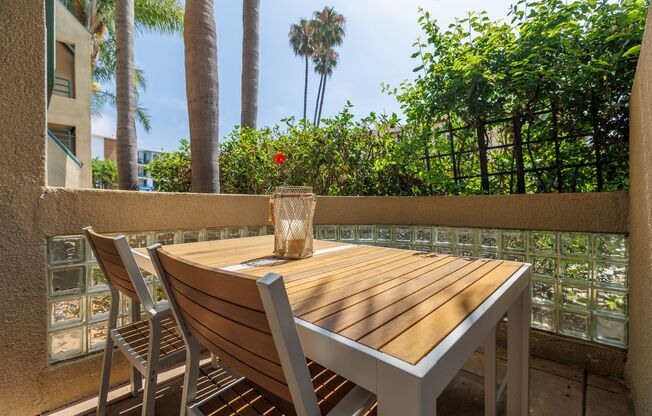 La Jolla Shores Living - Steps from the Beach, Fully Furnished!