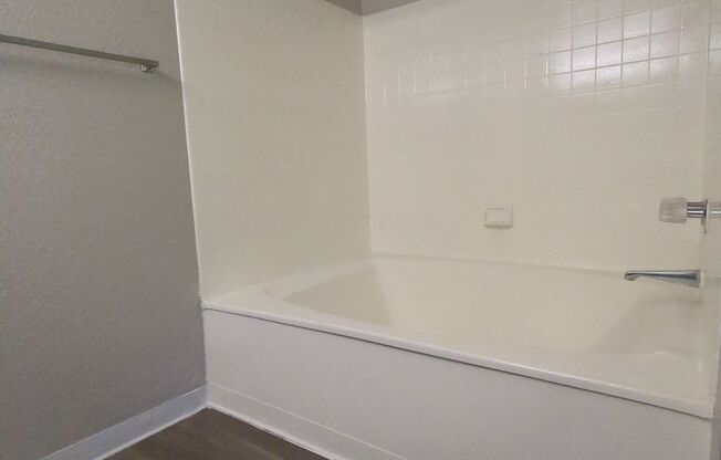 2 beds, 2 baths, 1,085 sqft, $1,506, Unit CA 1330-201