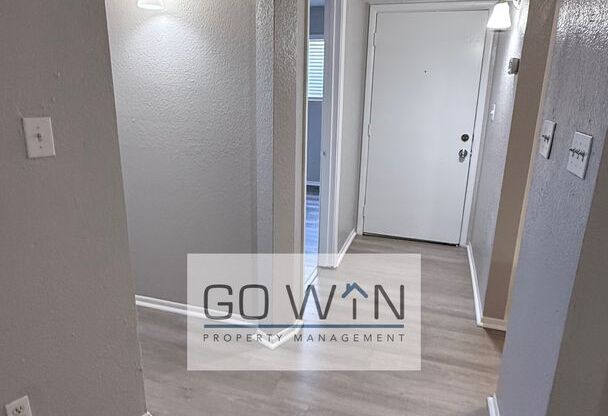 1212 West Mountain View Road