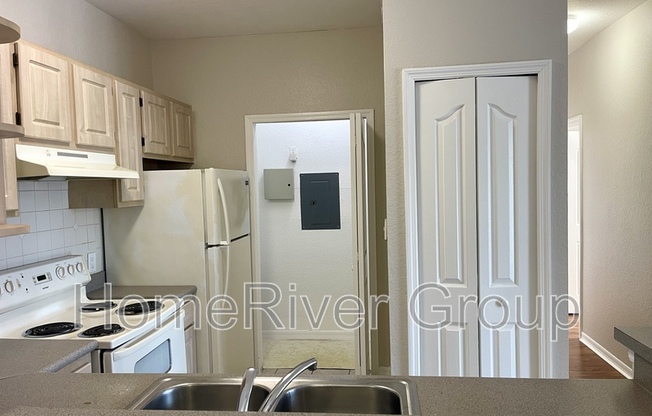 5819 LEGACY CRES PL