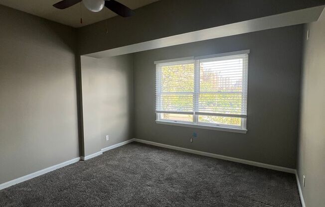 2 beds, 2 baths, 720 sqft, $1,150, Unit 205
