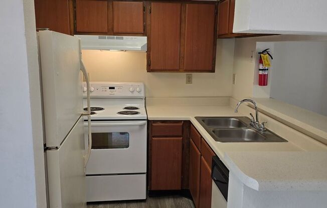1 bed, 1 bath, 709 sqft, $850, Unit PG 0723