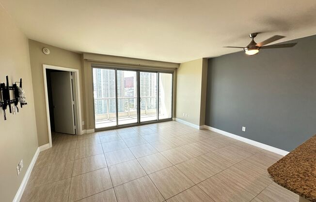 1 bed, 1.5 baths, $2,350, Unit #2505