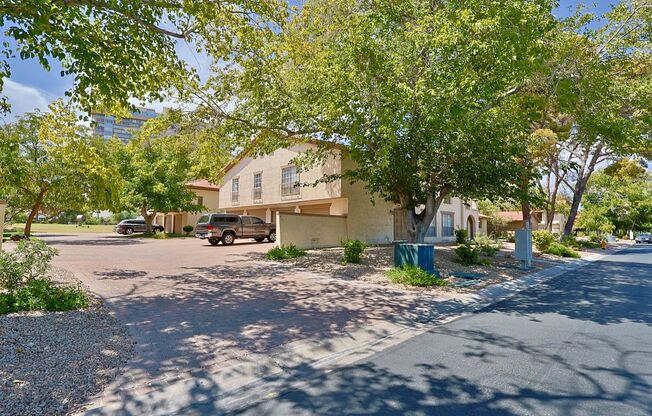 Beautiful Condo in Las Vegas Country Club!