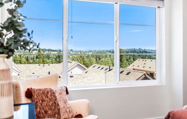 3 beds, 3.5 baths, $3,700, Unit 4