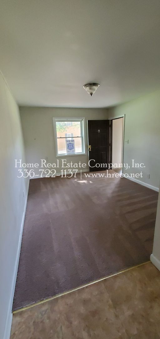 Cambridge Apartments | 605 W. 23rd Street Apt A