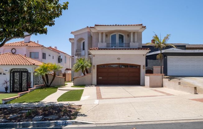 Stunning 4 bed, 4.5 bath home located on a quiet and highly desirable street in Redondo Beach