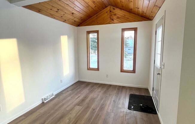 AVAILABLE NOW - New Renovation - 2 Bed 1 Bath