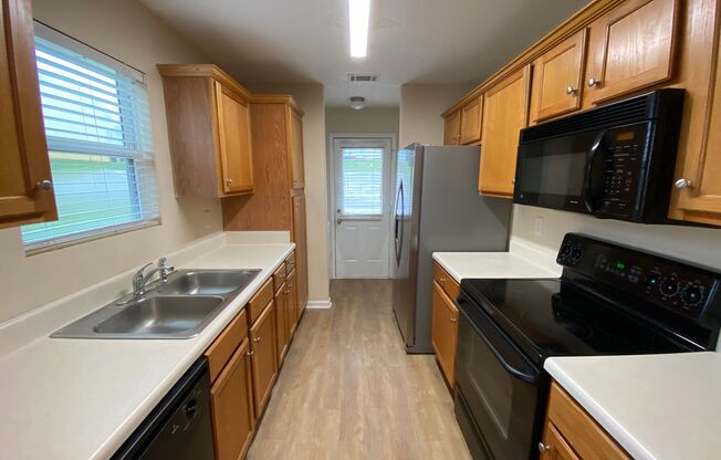 PRE-LEASING FOR AUGUST 2025!