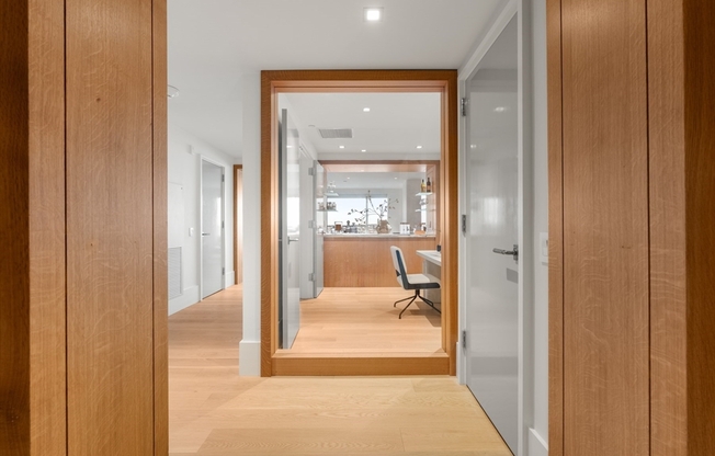 3 beds, 3.5 baths, 3,090 sqft, $40,000, Unit 15CD