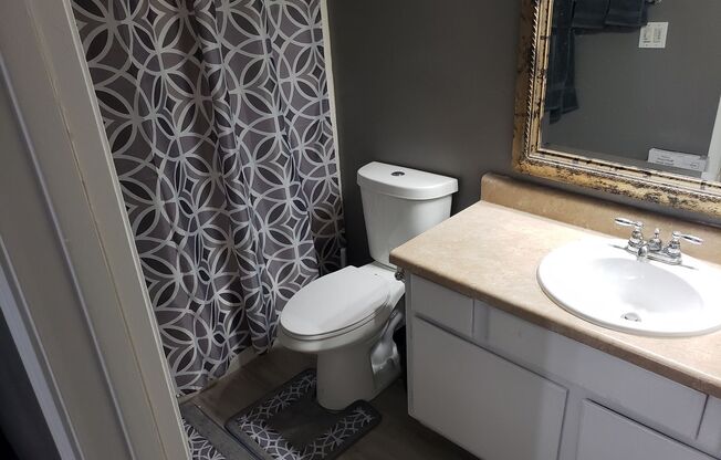 2 beds, 2 baths, $1,795, Unit # 9 167
