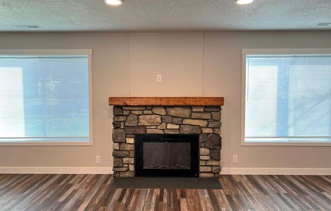 3Bd/2Ba Two Story House - Available Now!