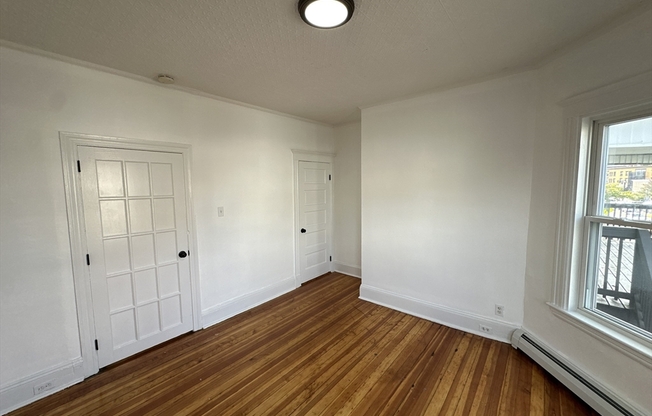 2 beds, 1 bath, 999 sqft, $2,600, Unit 1