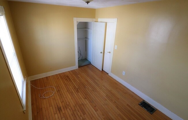 4 beds, 2 baths, 1,800 sqft, $3,800, Unit 2