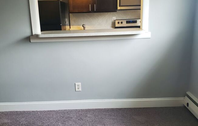 1 bed, 1 bath, 550 sqft, $1,295, Unit C04