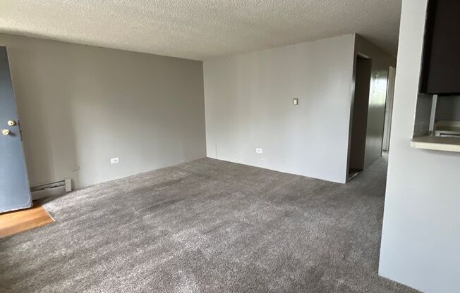 2 beds, 2 baths, 805 sqft, $1,525, Unit B-313