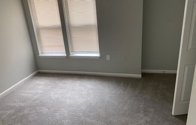 2023 4th St NE Apartments