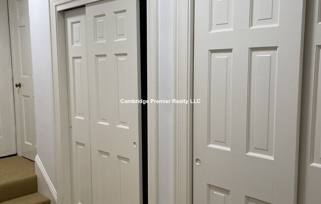 10 Yarmouth St.