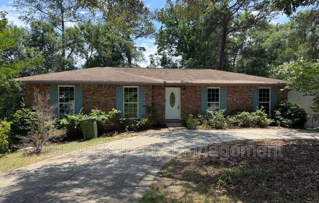 6823 LIVE OAK DR