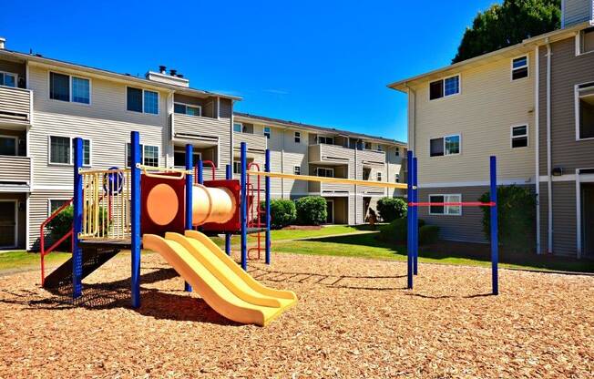 Maple Pointe Playground