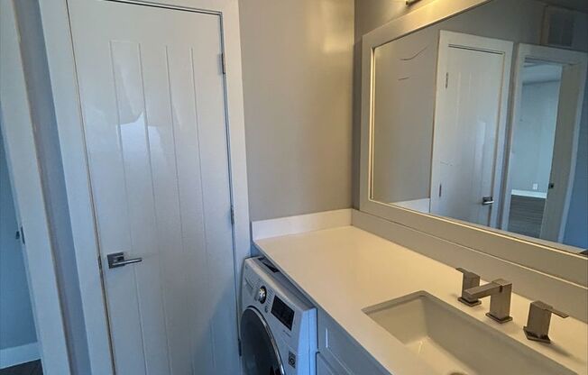 1 bed, 1 bath, 574 sqft, $1,295, Unit 38