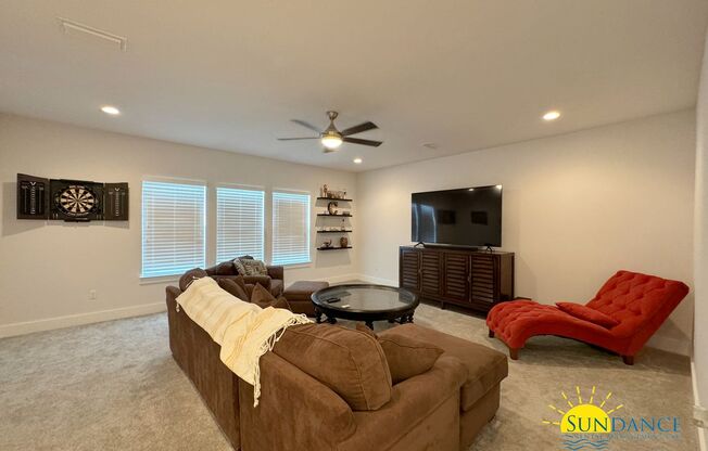 Stunning Destin Oaks Townhouse with Community Pool!