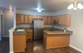 2 beds, 2.5 baths, $2,100