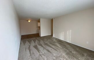 2 beds, 1 bath, 957 sqft, $1,415, Unit 2303