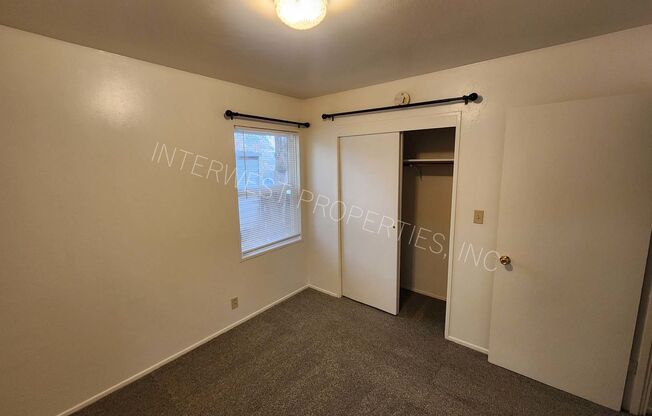 2 beds, 1 bath, $2,195