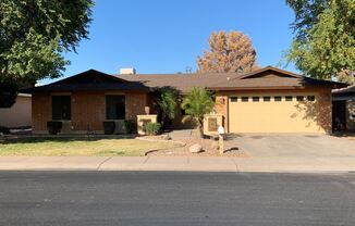 906 W. Barrow Dr.